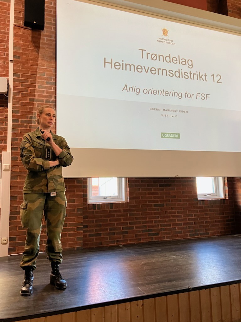 Sjef HV-12s FSFarrangement 9 april